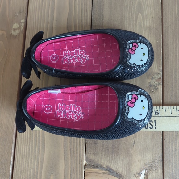 Hello Kitty Kids/Girls Sparkly Sequin Shoes - Picture 5 of 5